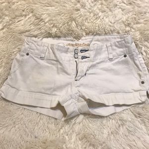 American Eagle white shorts